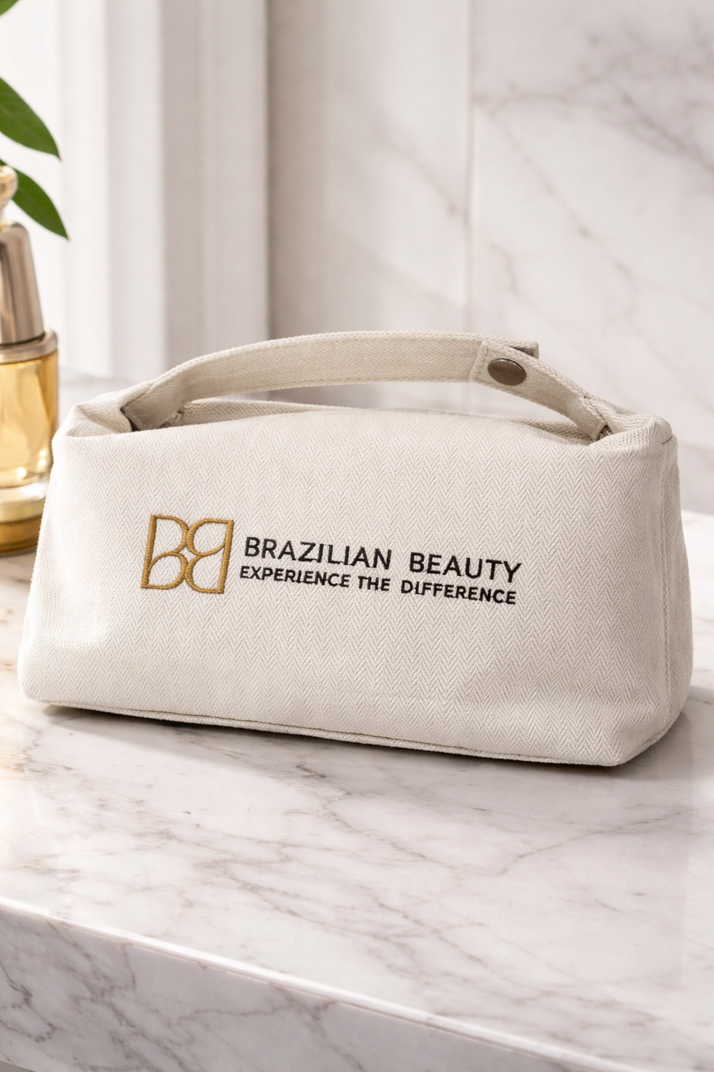 White Brazilian Beauty Makeup Bag Photo 